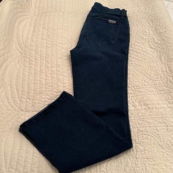 Joe’s Jeans. Bootcut 28. EUC - Picture 3 of 6
